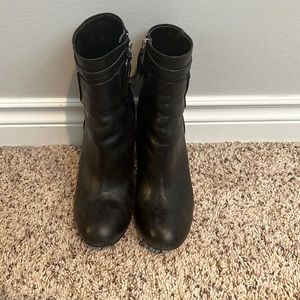 Black Audrey Brooke heeled boots in size 9